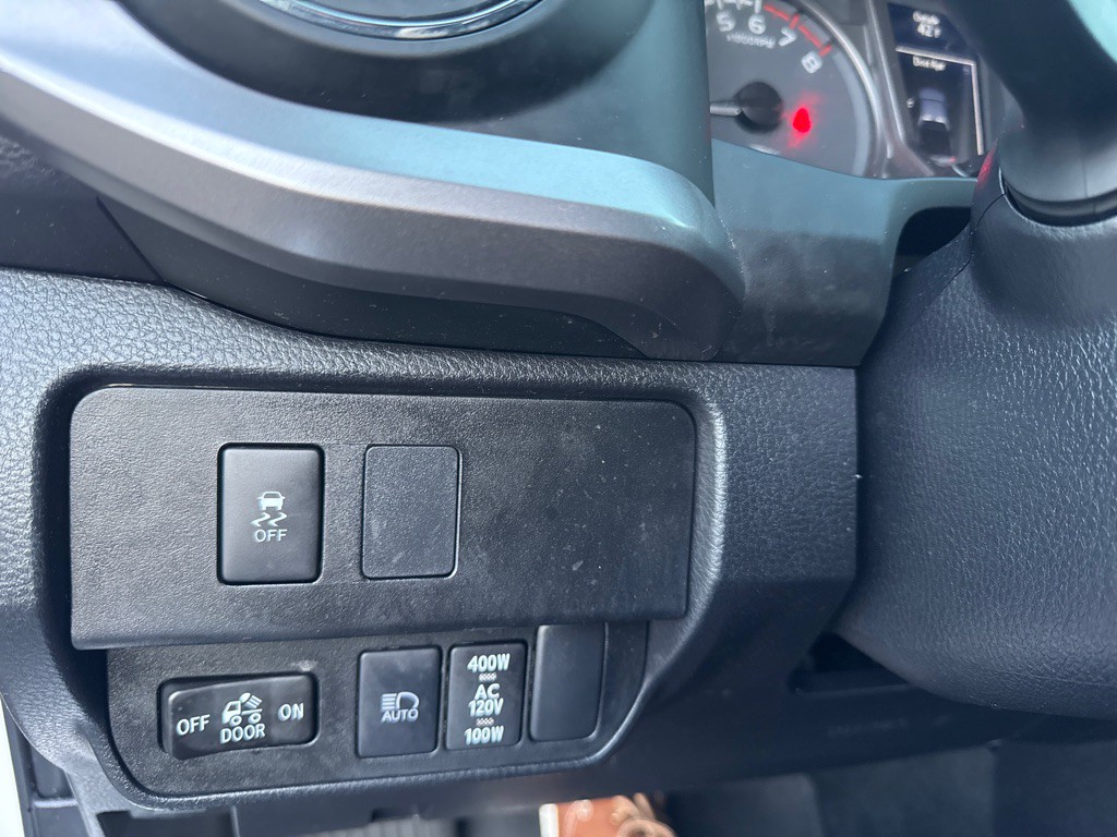 2023 Toyota Tacoma Image 32