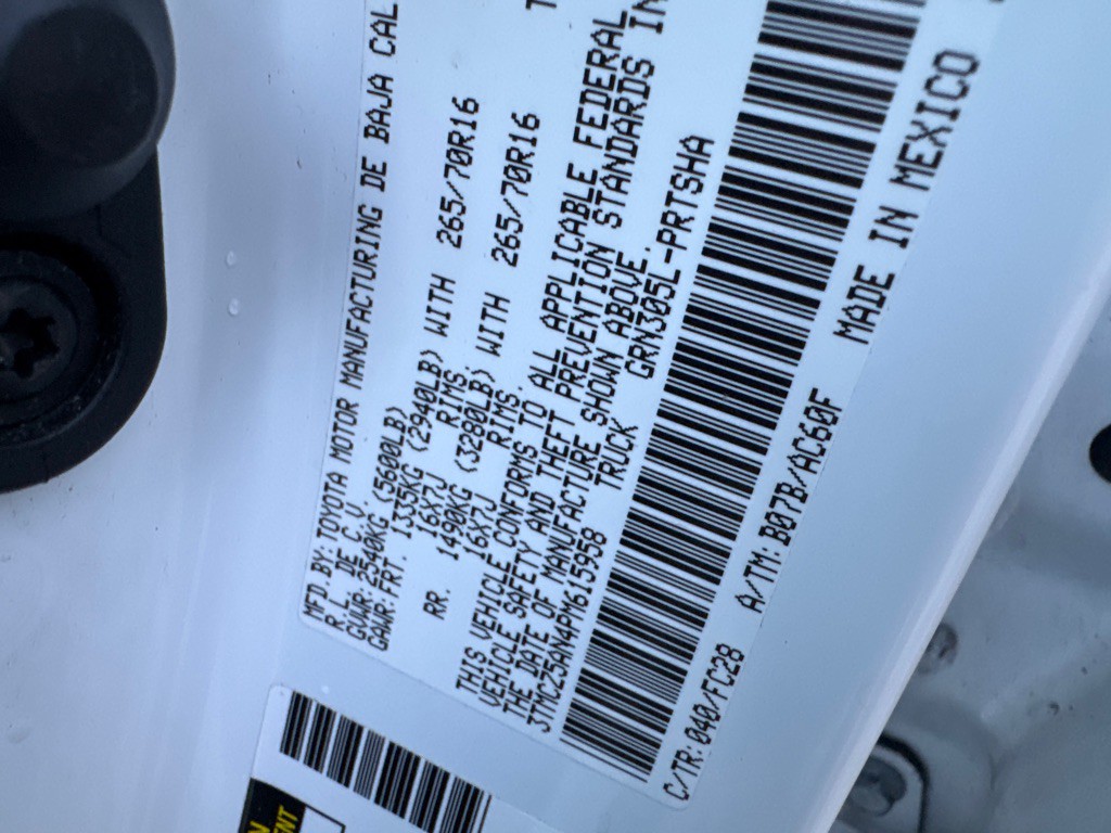 2023 Toyota Tacoma Image 37