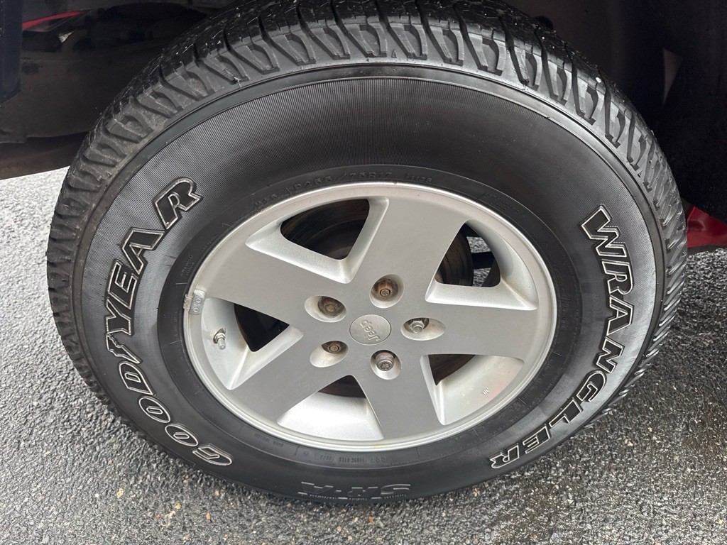 2009 Jeep Wrangler Image 13