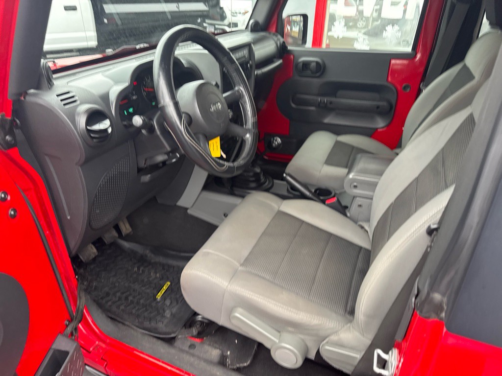 2009 Jeep Wrangler Image 15