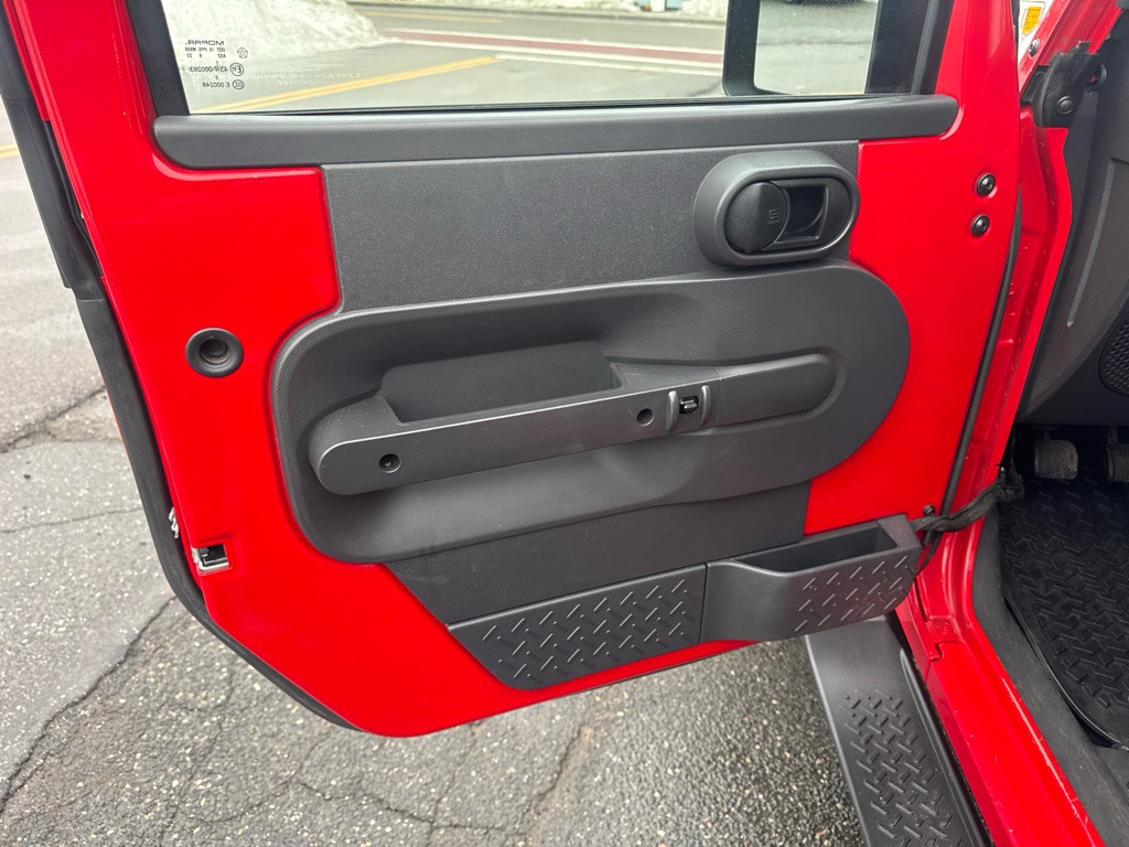 2009 Jeep Wrangler Image 16