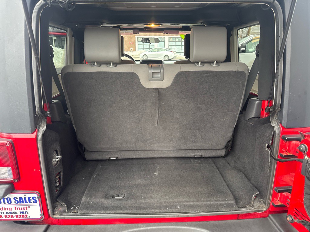 2009 Jeep Wrangler Image 17