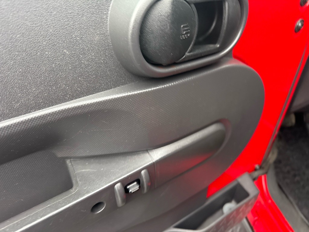 2009 Jeep Wrangler Image 21