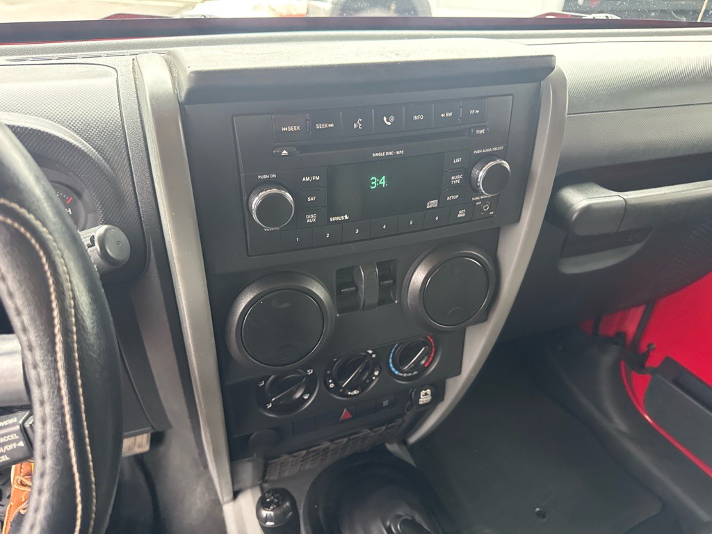 2009 Jeep Wrangler Image 22