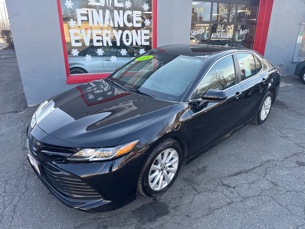 2019 Toyota Camry Image 8