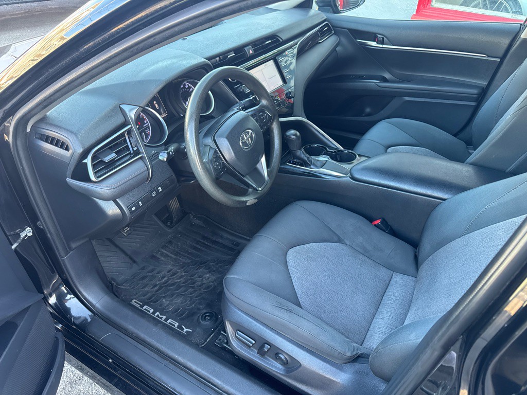 2019 Toyota Camry Image 13