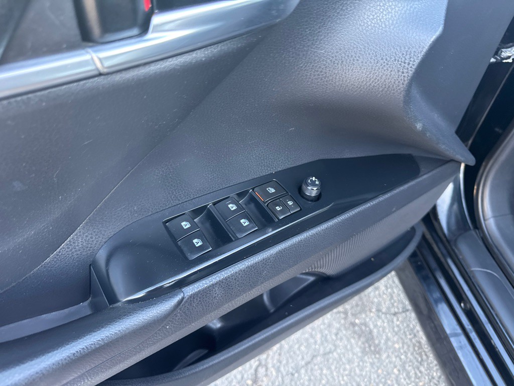 2019 Toyota Camry Image 24