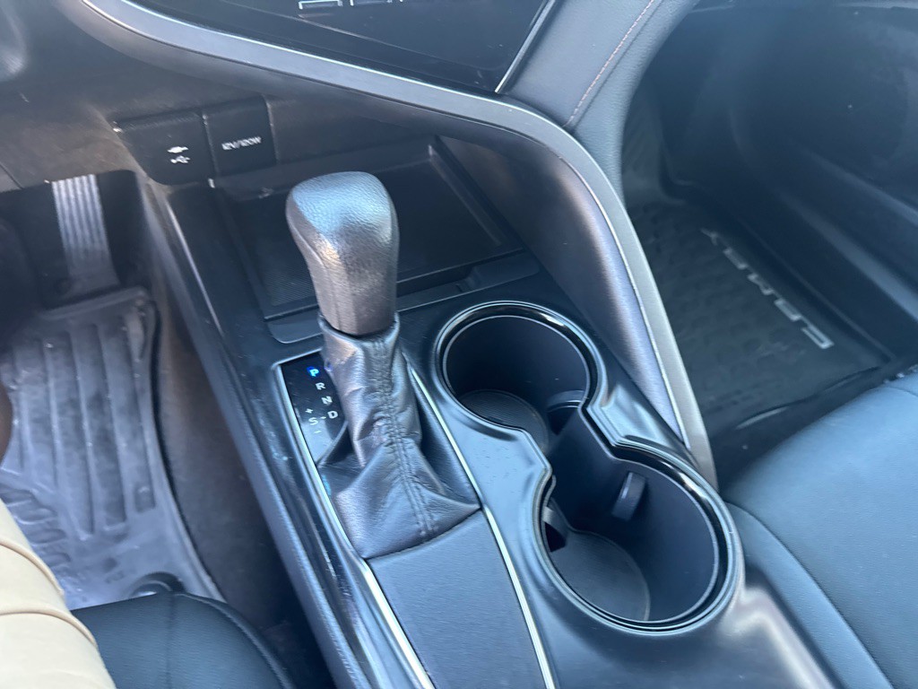 2019 Toyota Camry Image 27