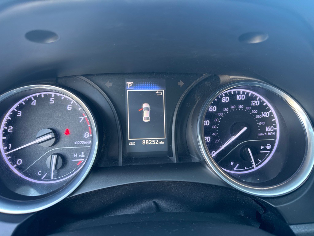 2019 Toyota Camry Image 28