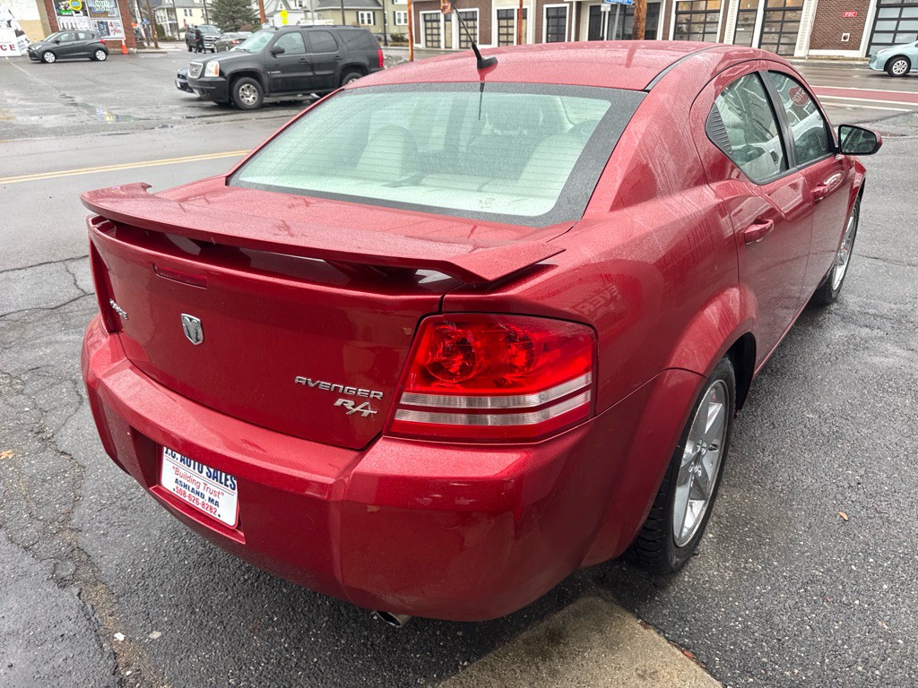 2010 Dodge Avenger Image 4