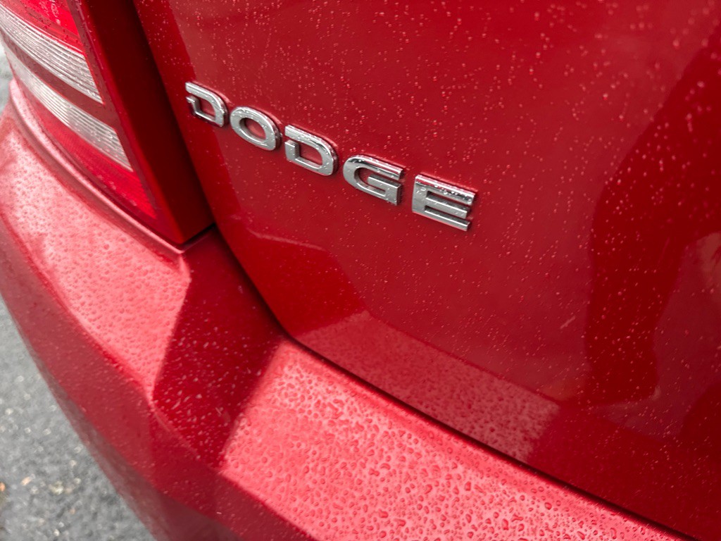 2010 Dodge Avenger Image 24