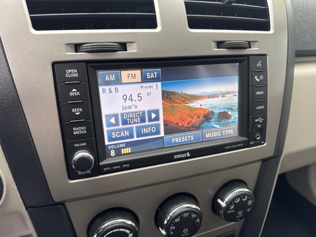 2010 Dodge Avenger Image 33