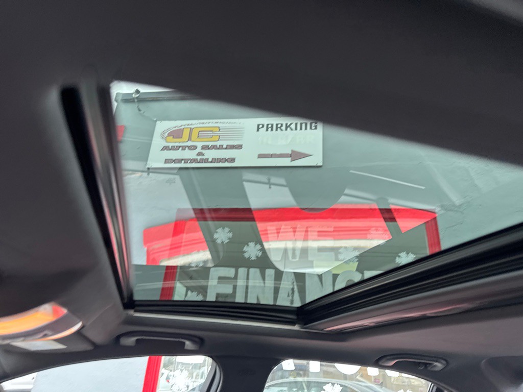 2012 Mercedes-Benz C-Class Image 29