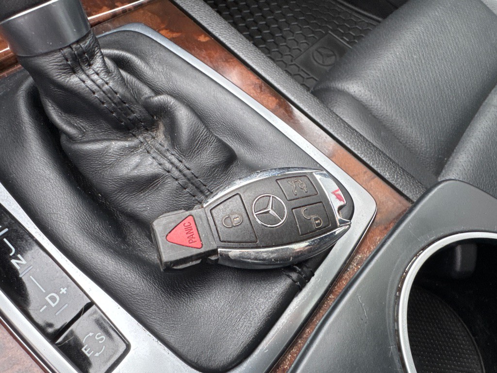 2012 Mercedes-Benz C-Class Image 31