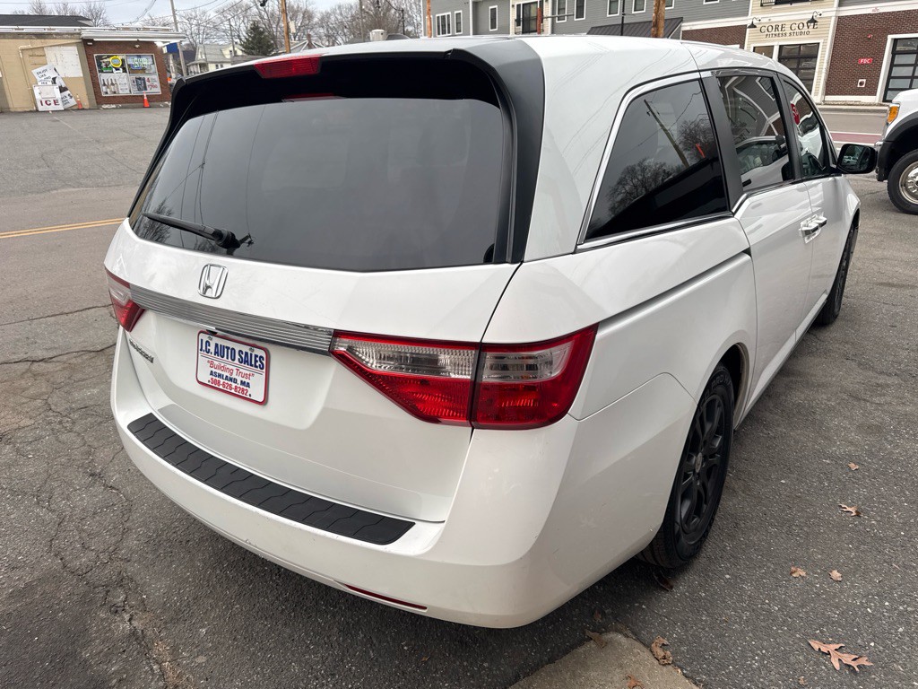 2012 Honda Odyssey Image 5