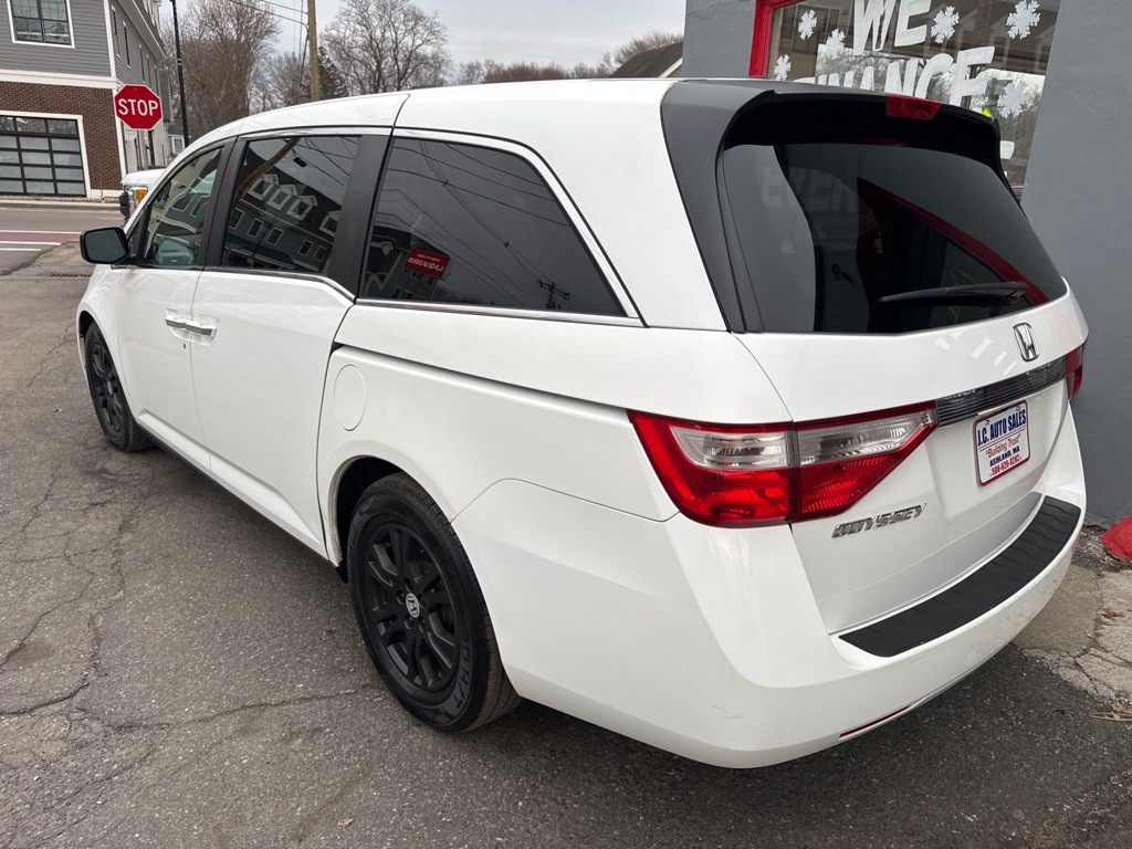 2012 Honda Odyssey Image 7