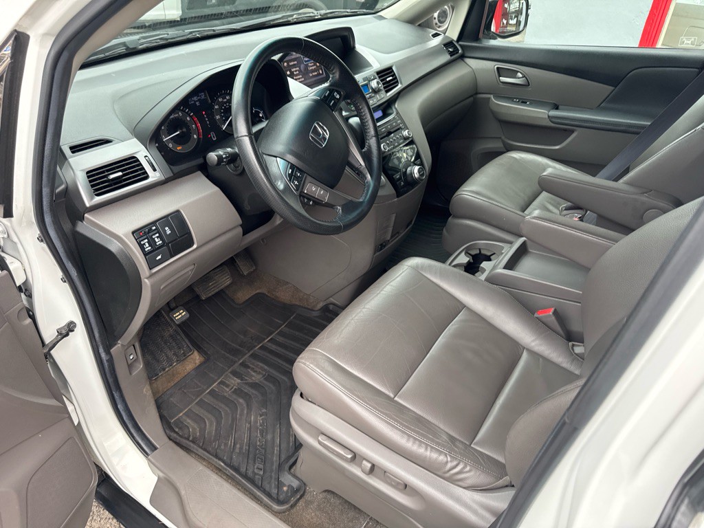 2012 Honda Odyssey Image 15