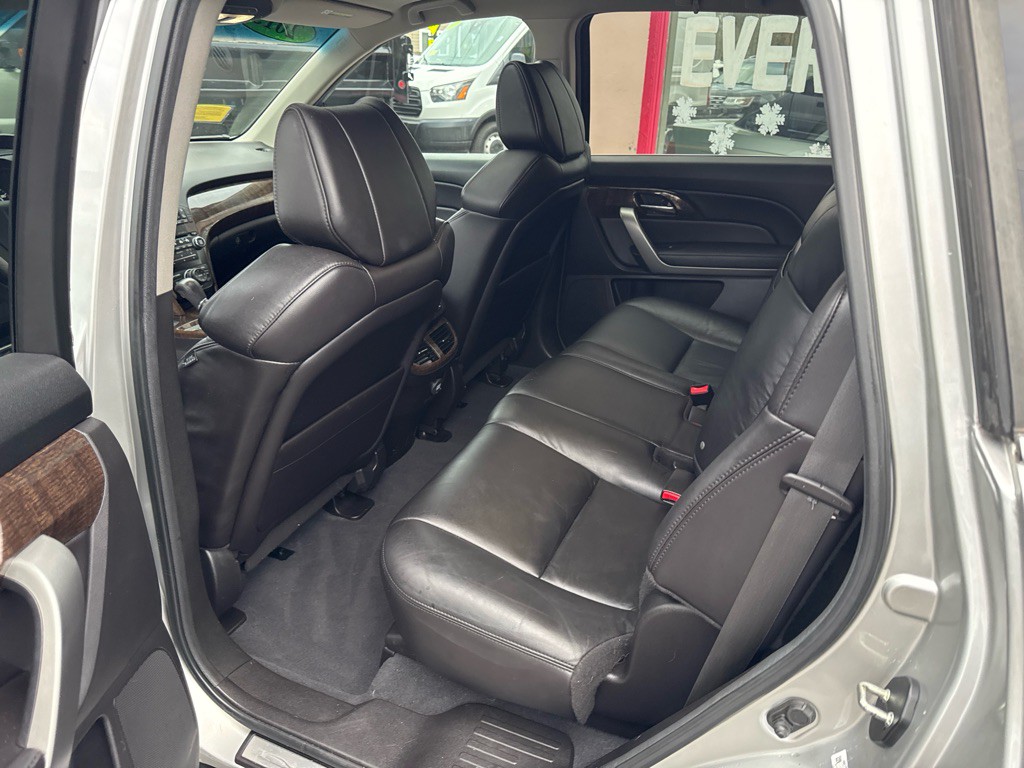 2013 Acura MDX Image 16