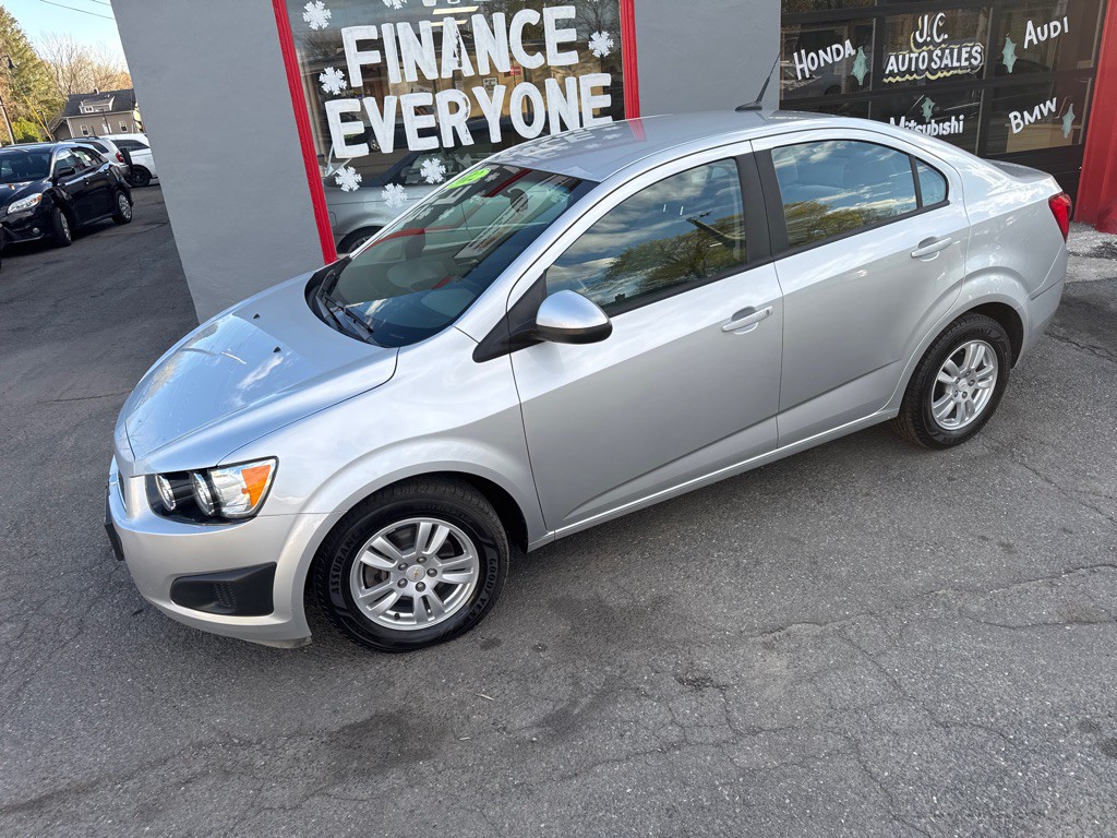 2012 Chevrolet Sonic Image 9