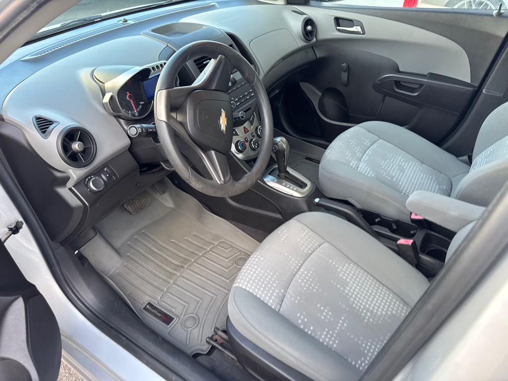 2012 Chevrolet Sonic Image 14