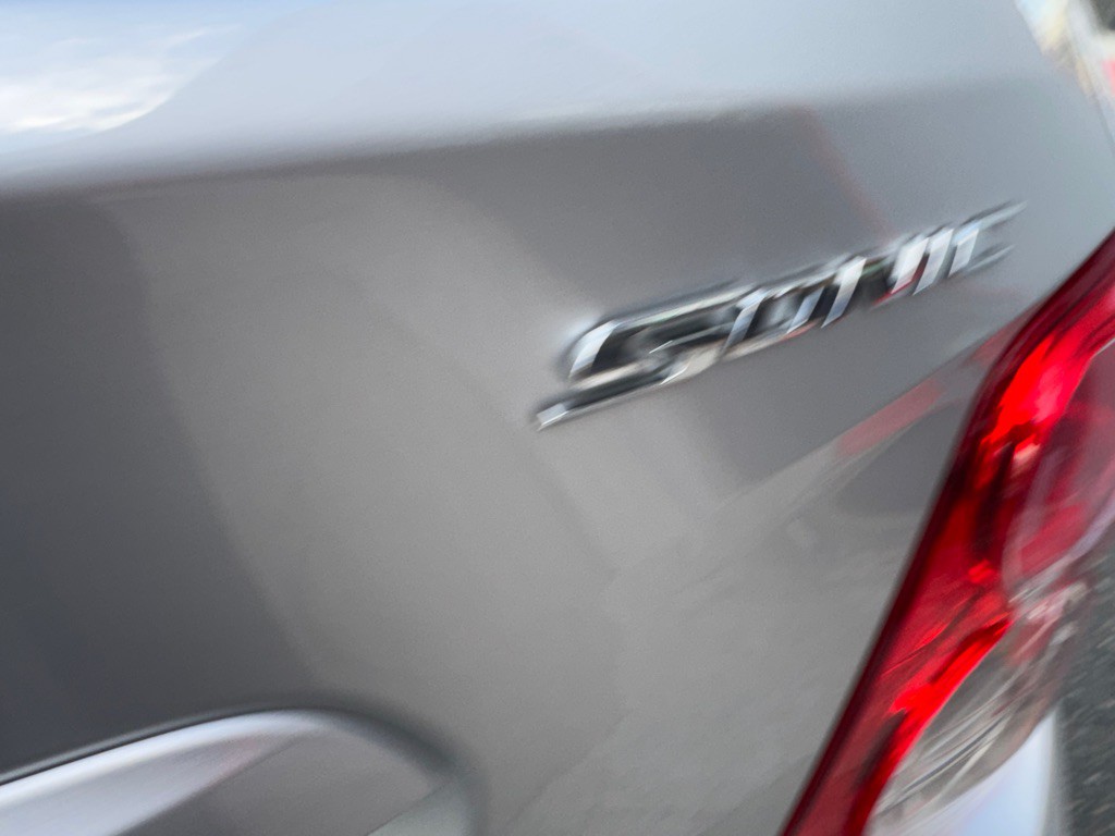 2012 Chevrolet Sonic Image 23