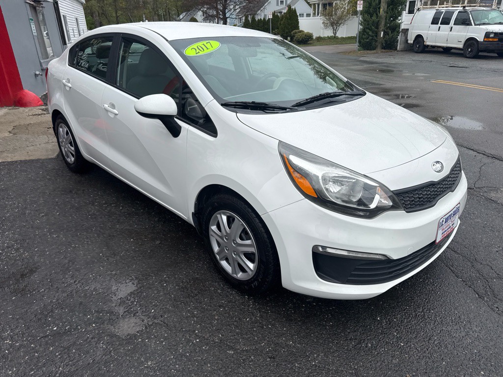 2017 Kia Rio Image 3