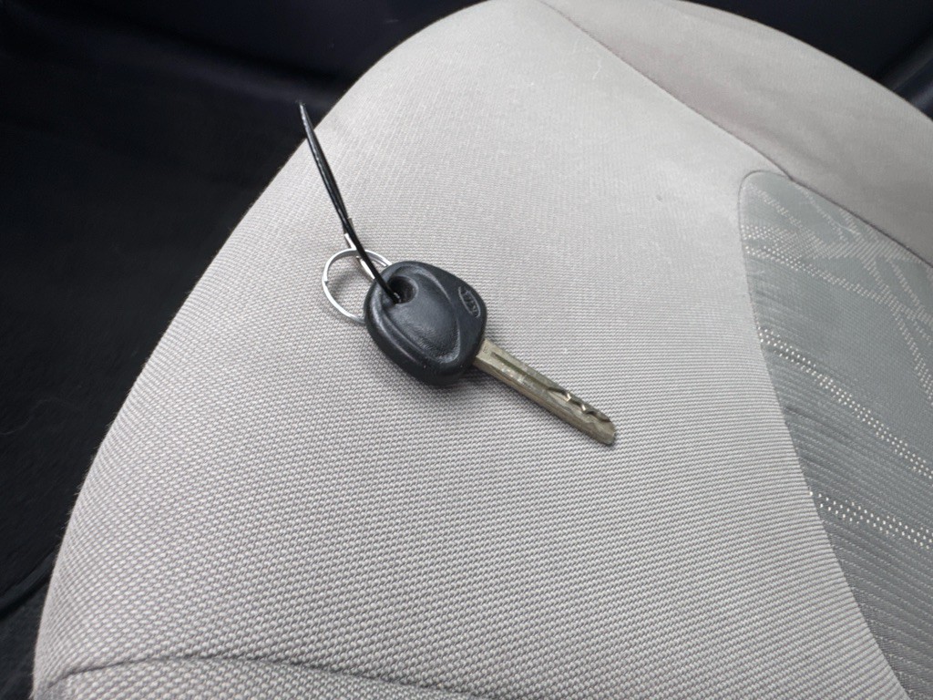 2017 Kia Rio Image 31