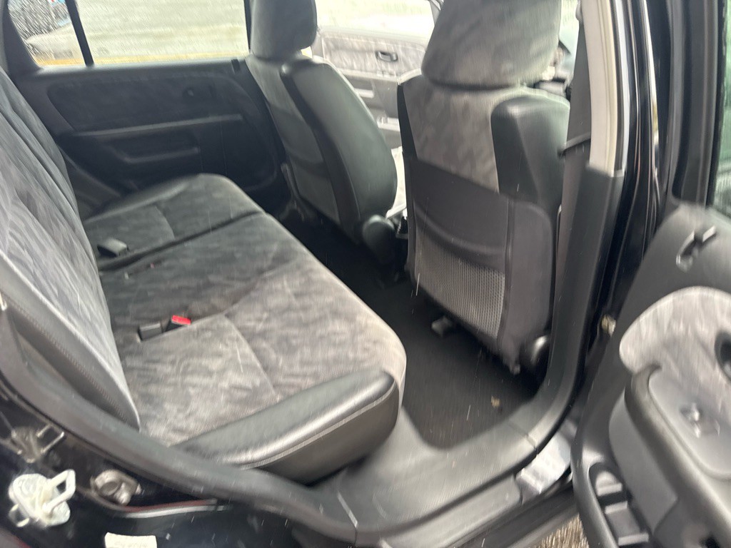 2004 Honda CR-V Image 23