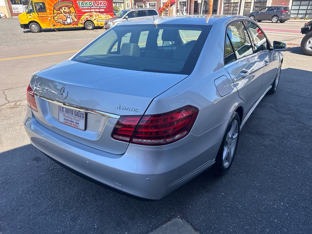 2014 Mercedes-Benz E-Class Image 5