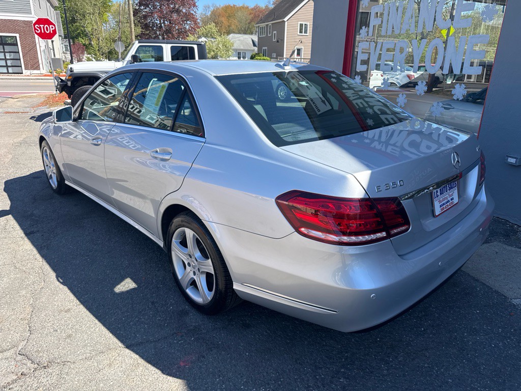 2014 Mercedes-Benz E-Class Image 7