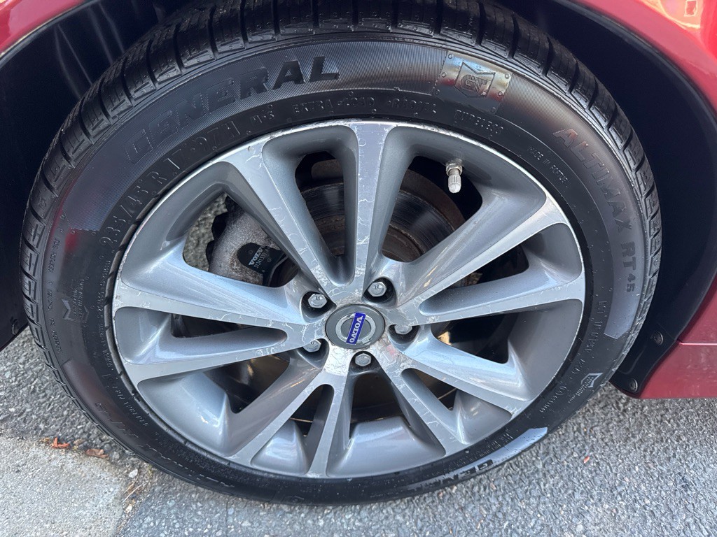 2011 Volvo C70 Image 18