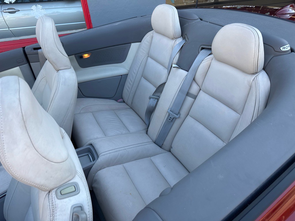 2011 Volvo C70 Image 22
