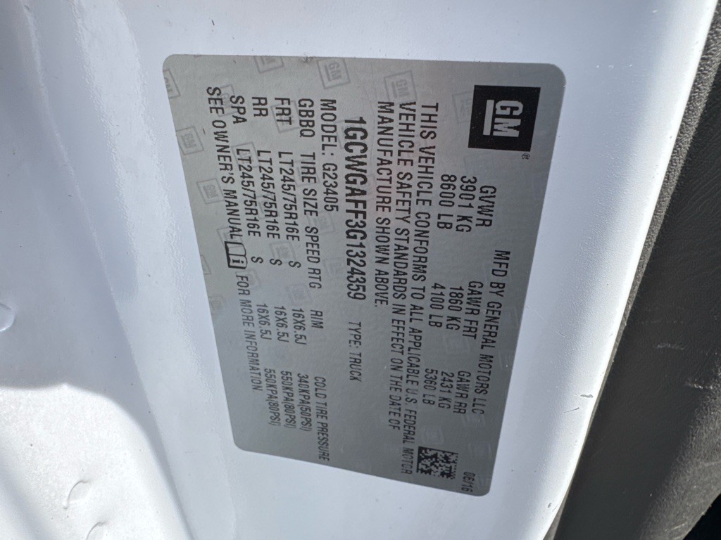 2016 Chevrolet Express Image 29