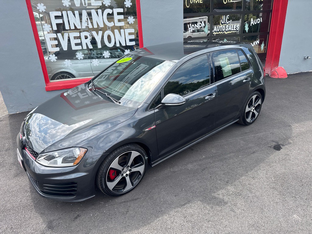 2017 Volkswagen GTI Image 8