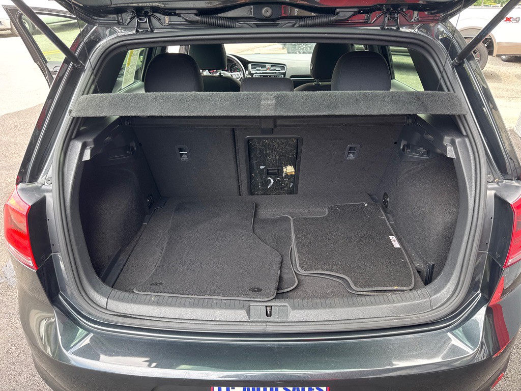 2017 Volkswagen GTI Image 15
