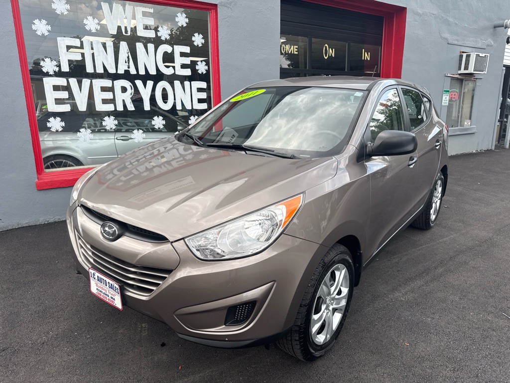 2011 Hyundai Tucson Image 1