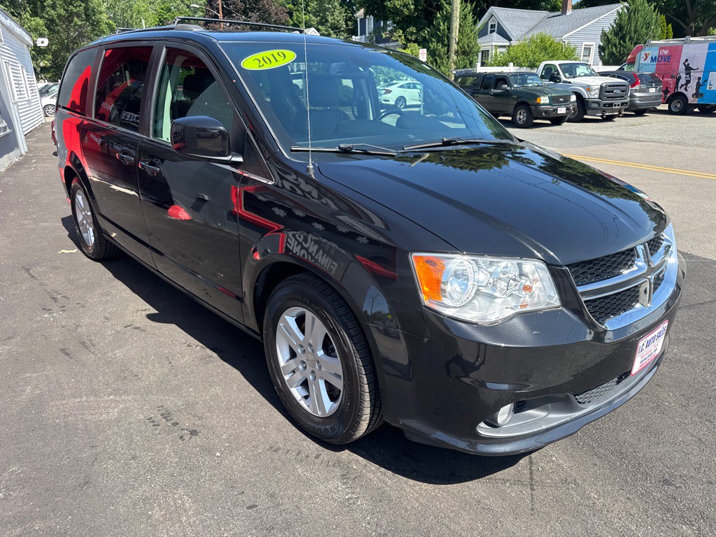 2019 Dodge Grand Caravan Image 3