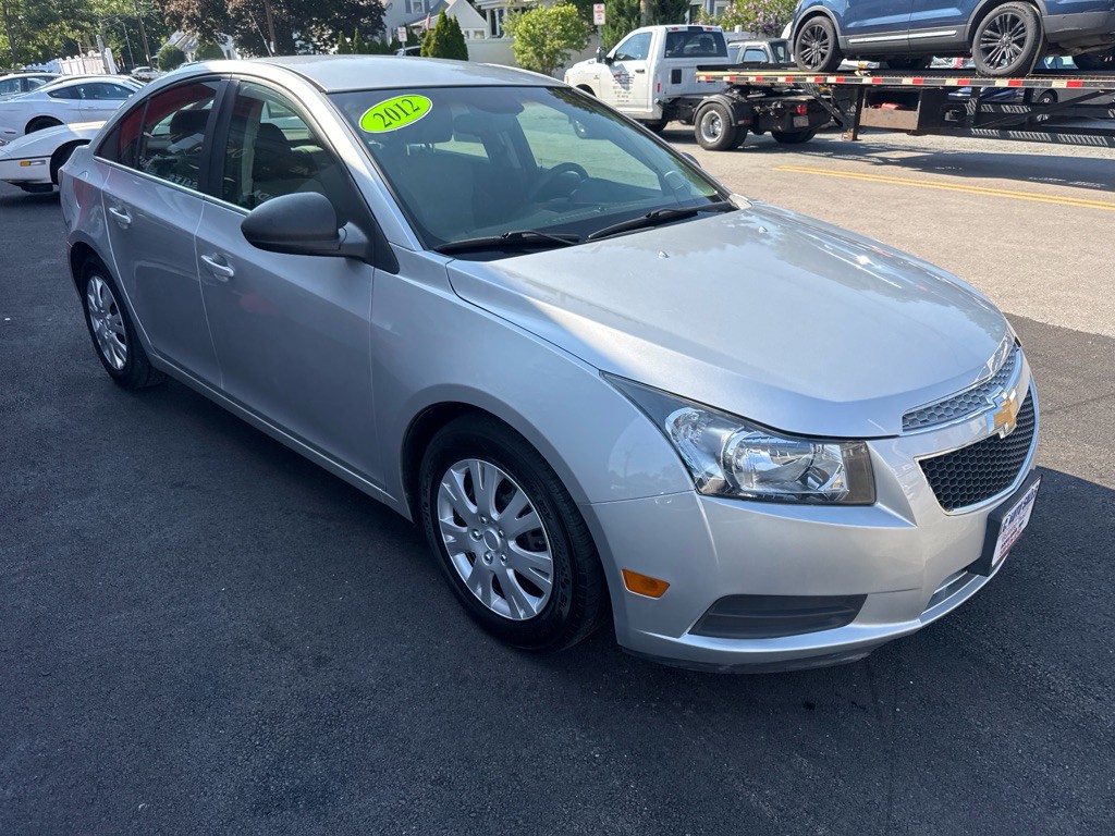 2012 Chevrolet Cruze Image 3