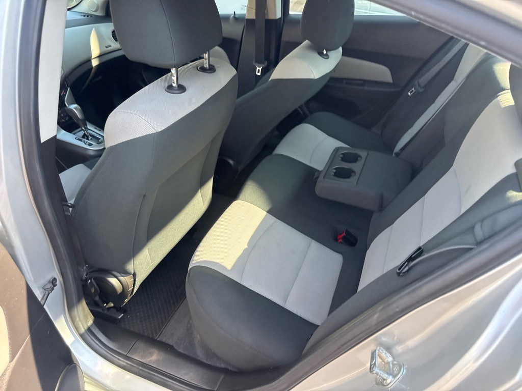 2012 Chevrolet Cruze Image 15