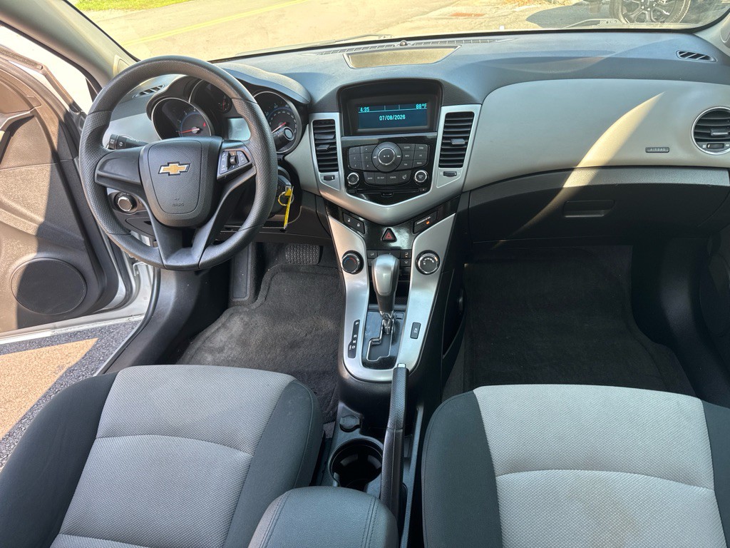 2012 Chevrolet Cruze Image 21