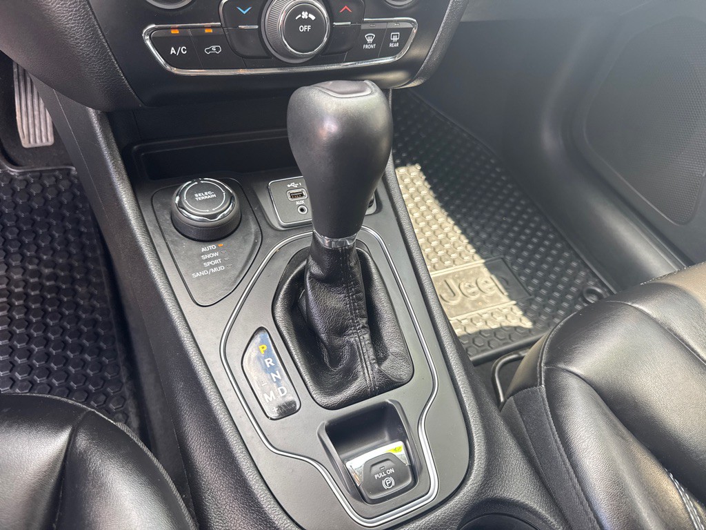 2020 Jeep Cherokee Image 30