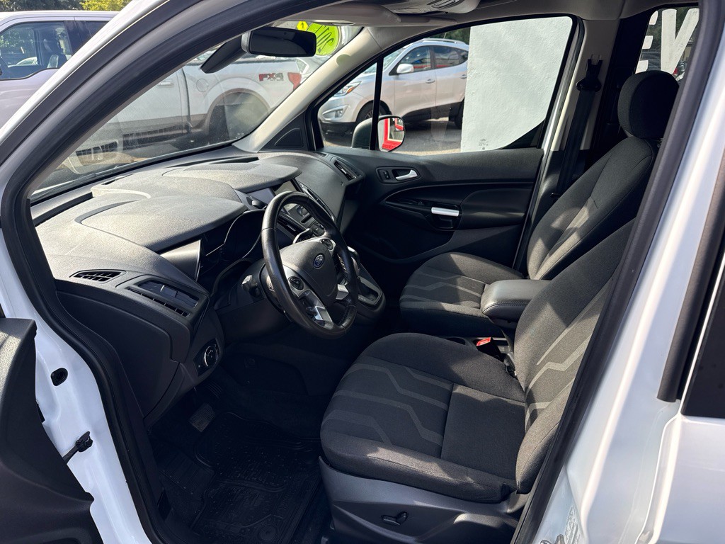 2017 Ford Transit Connect Image 9