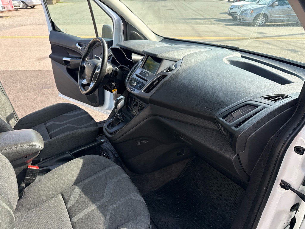 2017 Ford Transit Connect Image 10