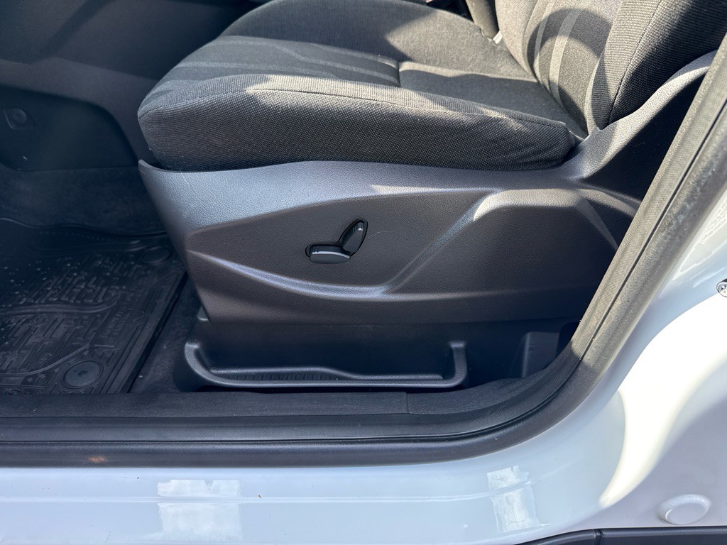 2017 Ford Transit Connect Image 17