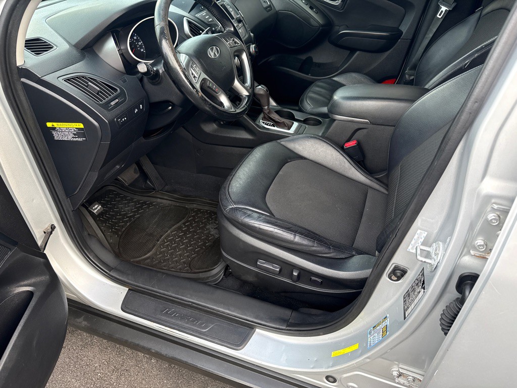 2014 Hyundai Tucson Image 8
