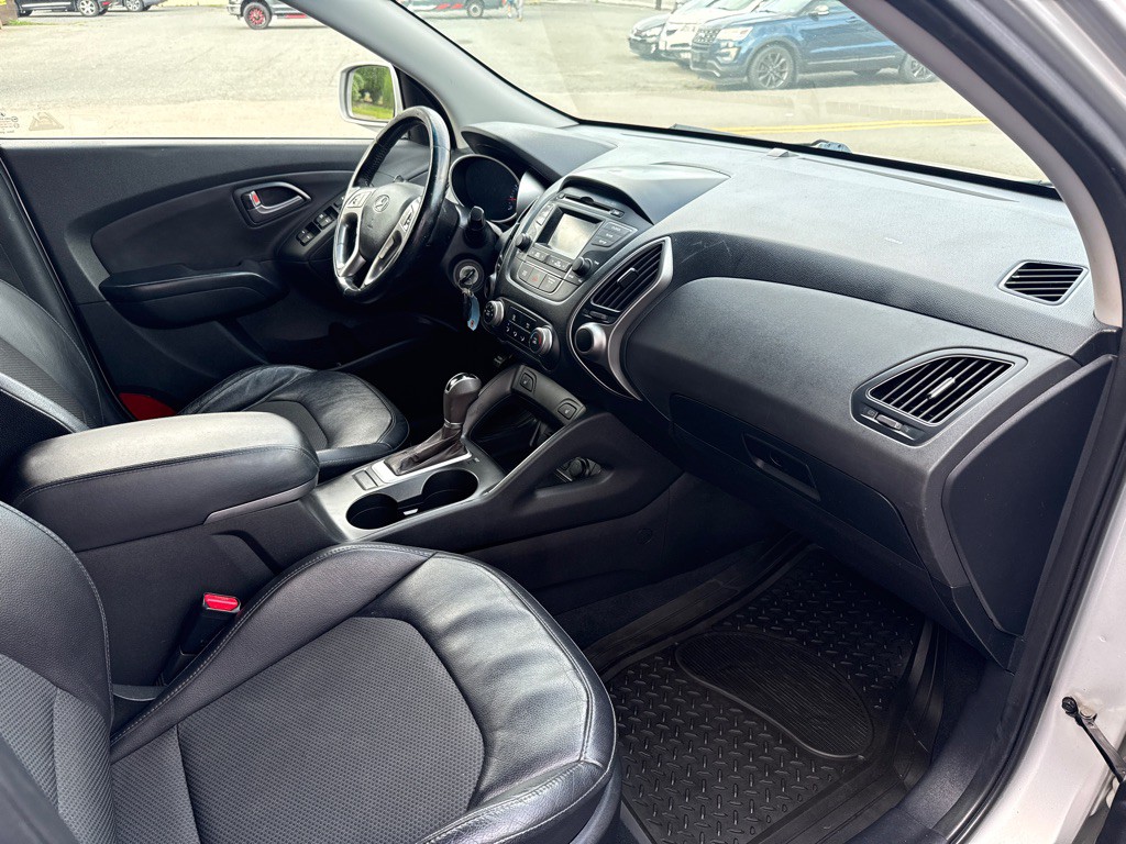 2014 Hyundai Tucson Image 12