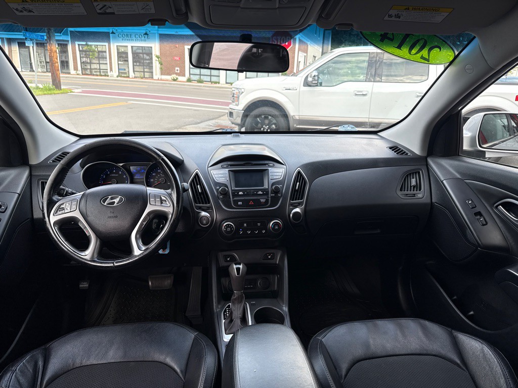 2014 Hyundai Tucson Image 16