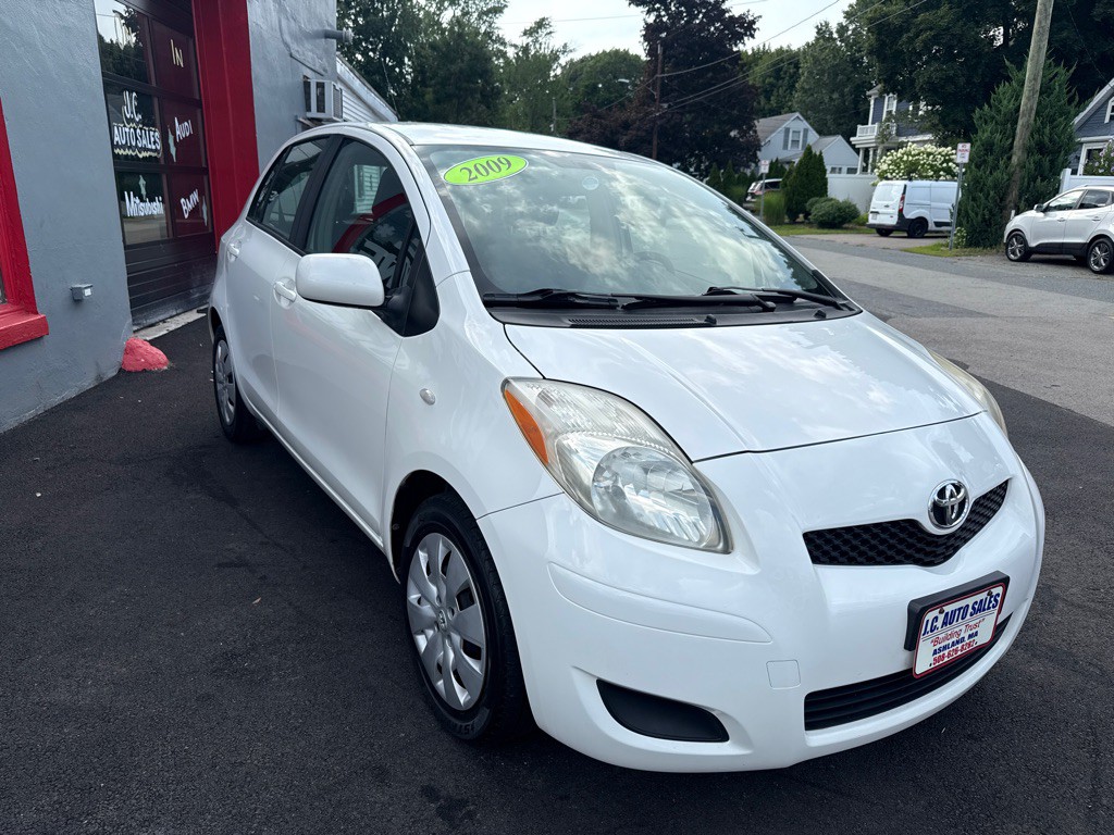 2009 Toyota Yaris Image 5