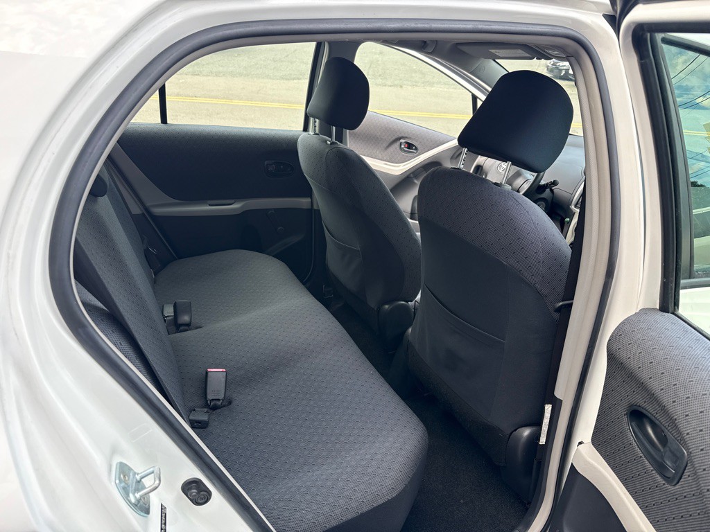 2009 Toyota Yaris Image 14