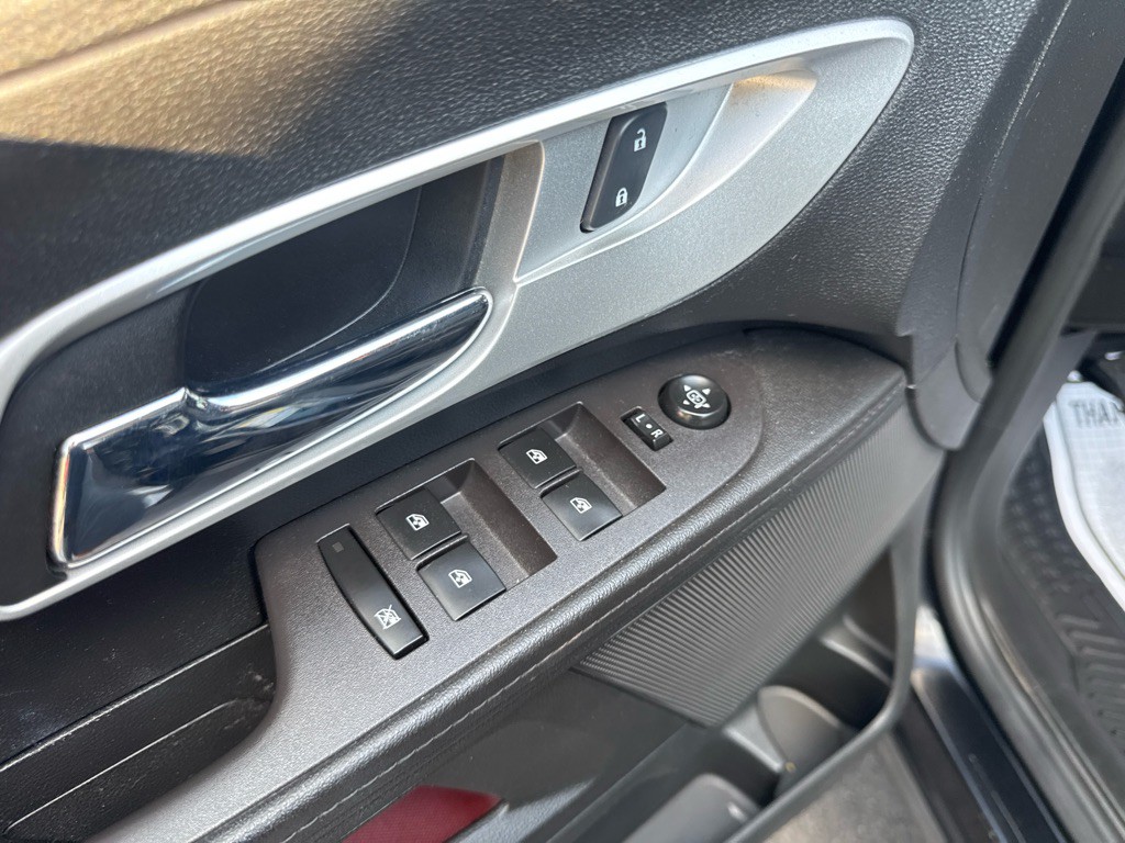 2016 Chevrolet Equinox Image 25